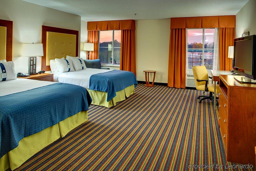 Delta Hotels By Marriott Колоніал-Гайтс Номер фото